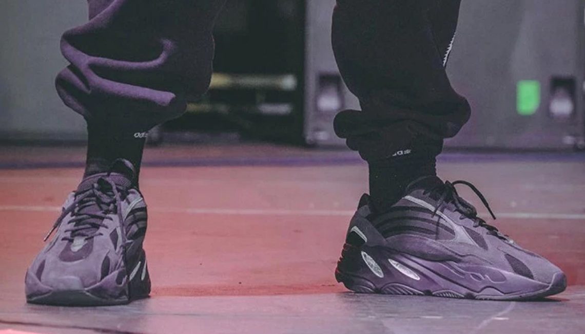 adidas Yeezy Boost 700 v2