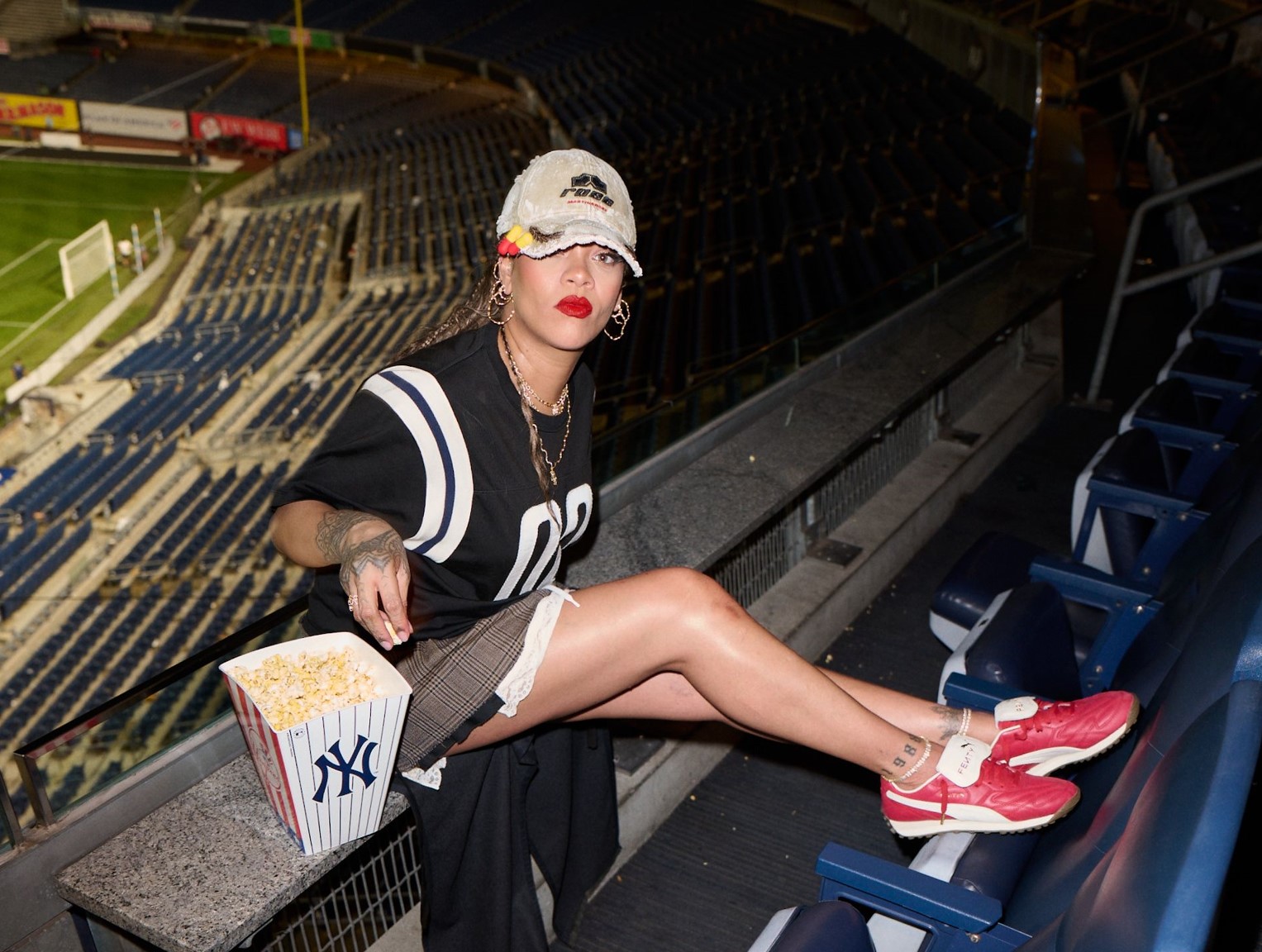 FENTY x PUMA Avantis Teased by Rihanna at Yankee Stadium, Sneakerize.gr