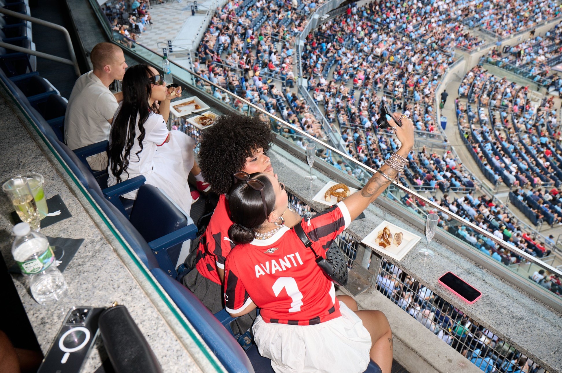 FENTY x PUMA Avantis Teased by Rihanna at Yankee Stadium, Sneakerize.gr