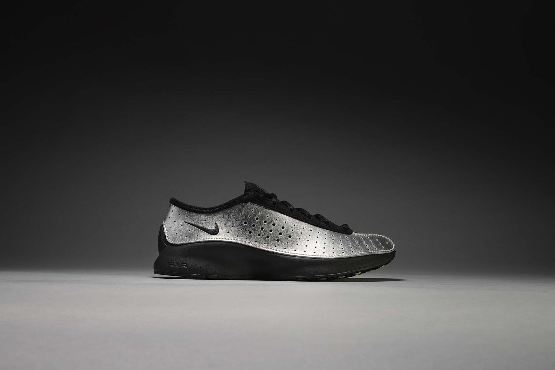 The Nike Air Superfly: A Modern Take on a 2000s Classic, Sneakerize.gr