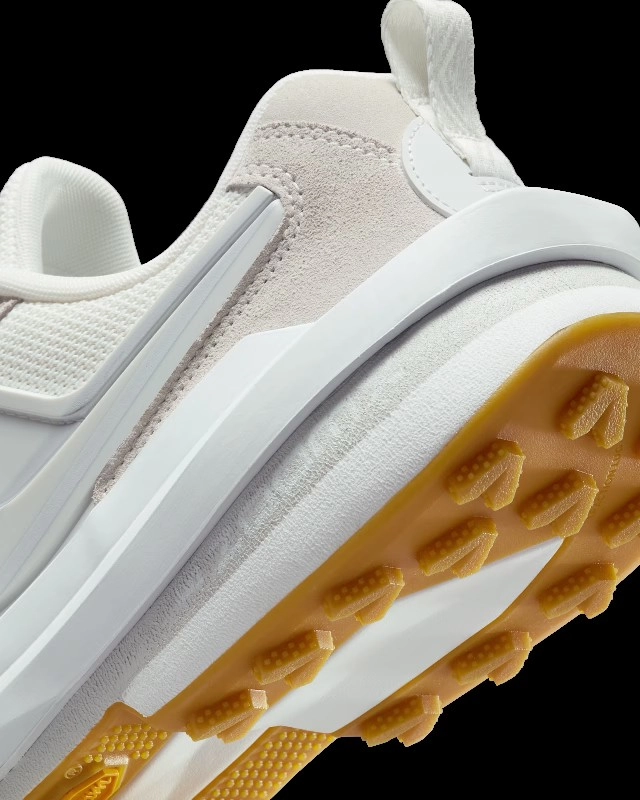 Nike x Sacai Zegamadome – Blending Trail Heritage With High Fashion, Sneakerize.gr