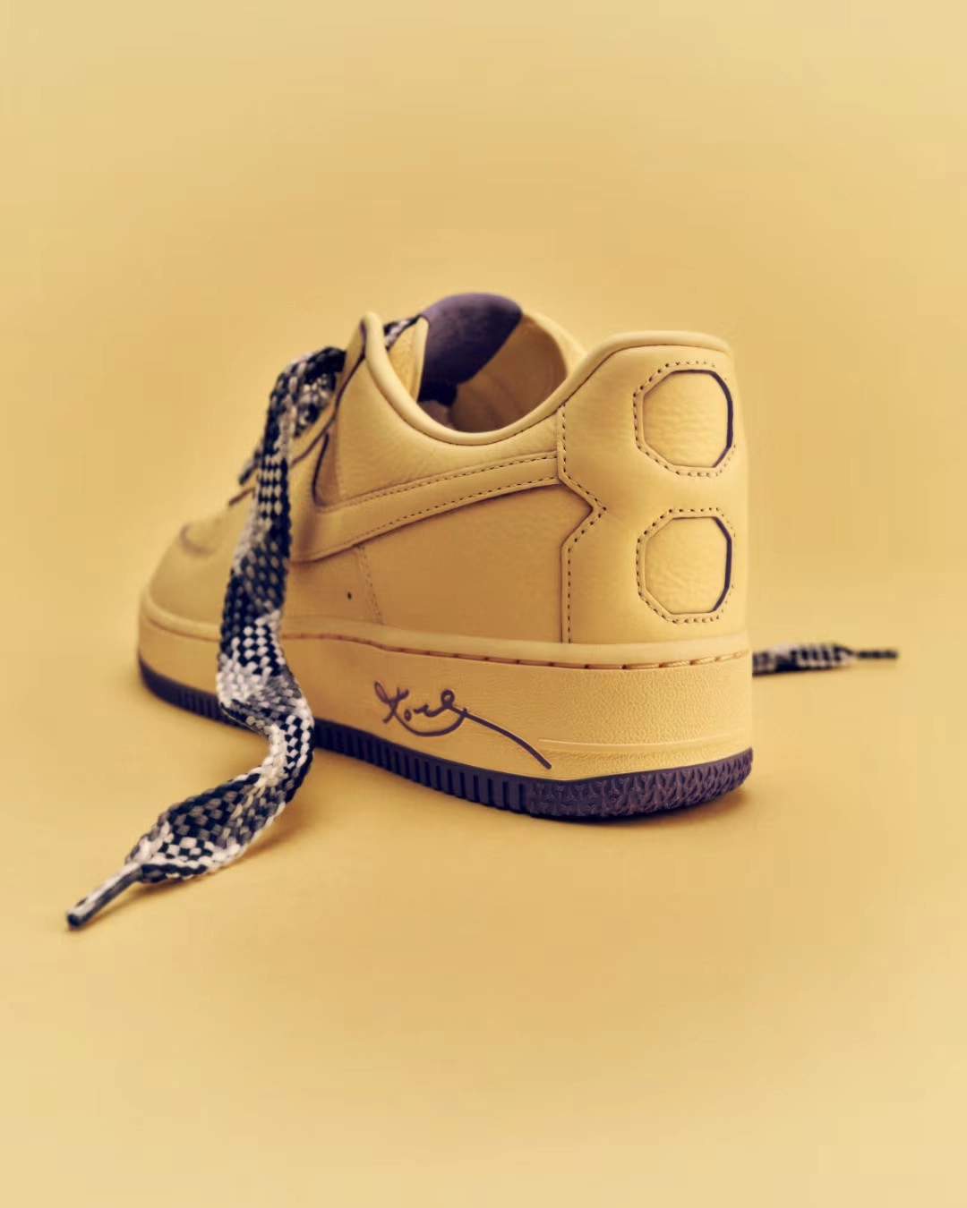 Nike AF1 Low Protro Soft Yellow Honors Kobe, HV9408-700, Sneakerize.gr