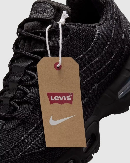 Levi’s x Nike Denim Collection Redefines Classic Sportstyle, Sneakerize.gr