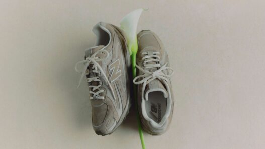 New Balance 204L Sneaker Fuses Decades of Running Style, Sneakerize.gr