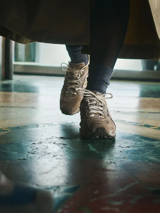 New Balance Welcomes Rosalía as Ambassador, Sneakerize.gr