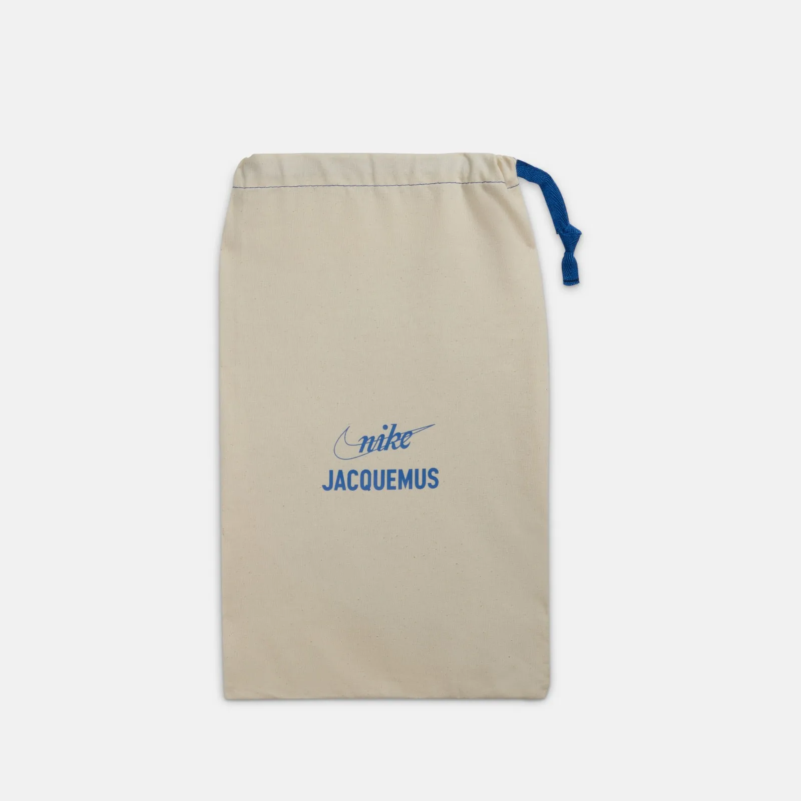 Nike and Jacquemus Moon Shoe Reimagined for Today’s Generation, Snerakerize.gr