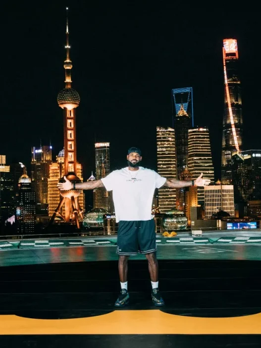 LeBron James Forever King Tour: 20 Years in China, Sneakerize.gr