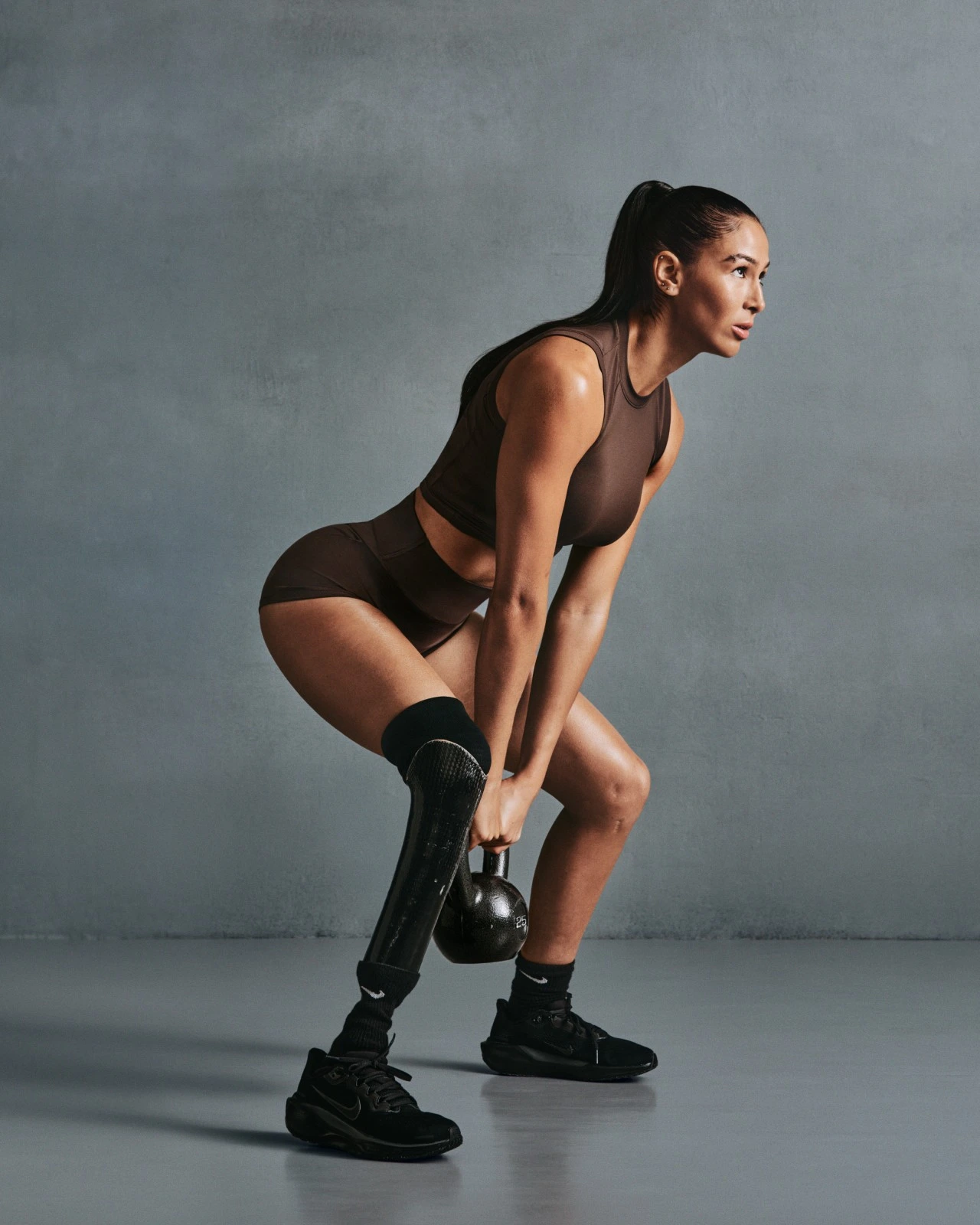 NikeSKIMS First Collection Redefines Women’s Activewear, Sneakerize.gr