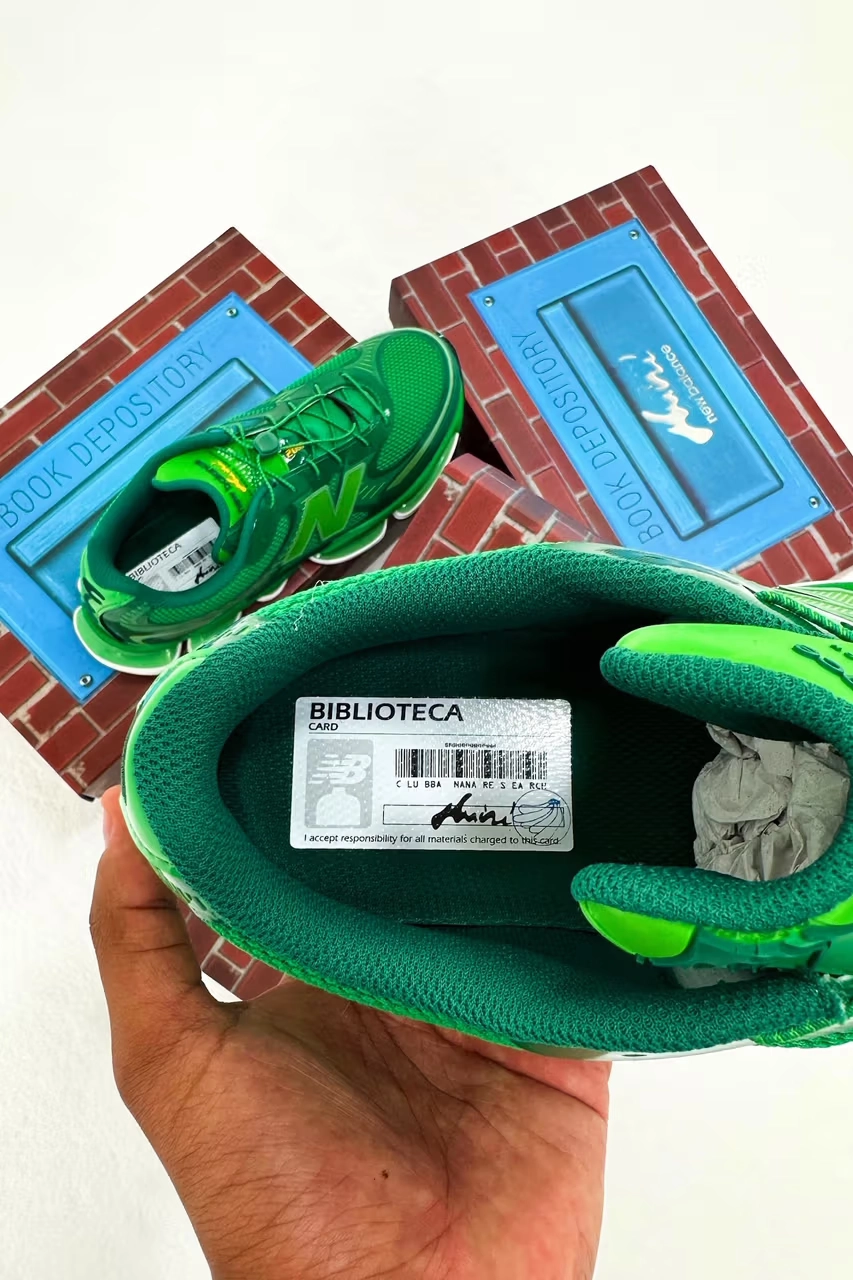 Aminé x New Balance ABZORB 2000 Biblioteca: A Vibrant Tribute to CreativityStyle, U2000ME, Sneakerize.gr
