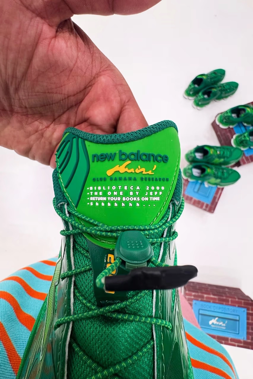 Aminé x New Balance ABZORB 2000 Biblioteca: A Vibrant Tribute to CreativityStyle, U2000ME, Sneakerize.gr