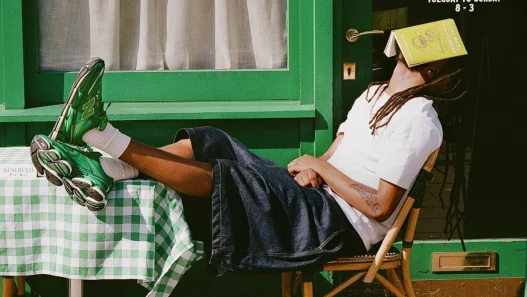 Aminé x New Balance ABZORB 2000 Biblioteca: A Vibrant Tribute to CreativityStyle, U2000ME, Sneakerize.gr