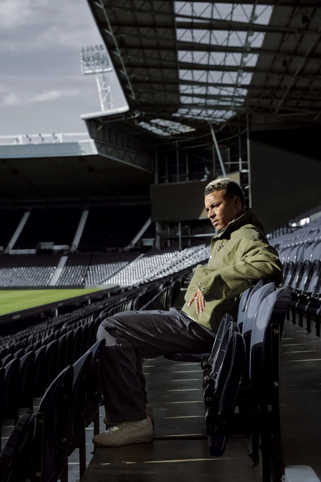 PUMA x Represent Collection: A Minimalist Ode to British Football Culture, Sneakerize.gr