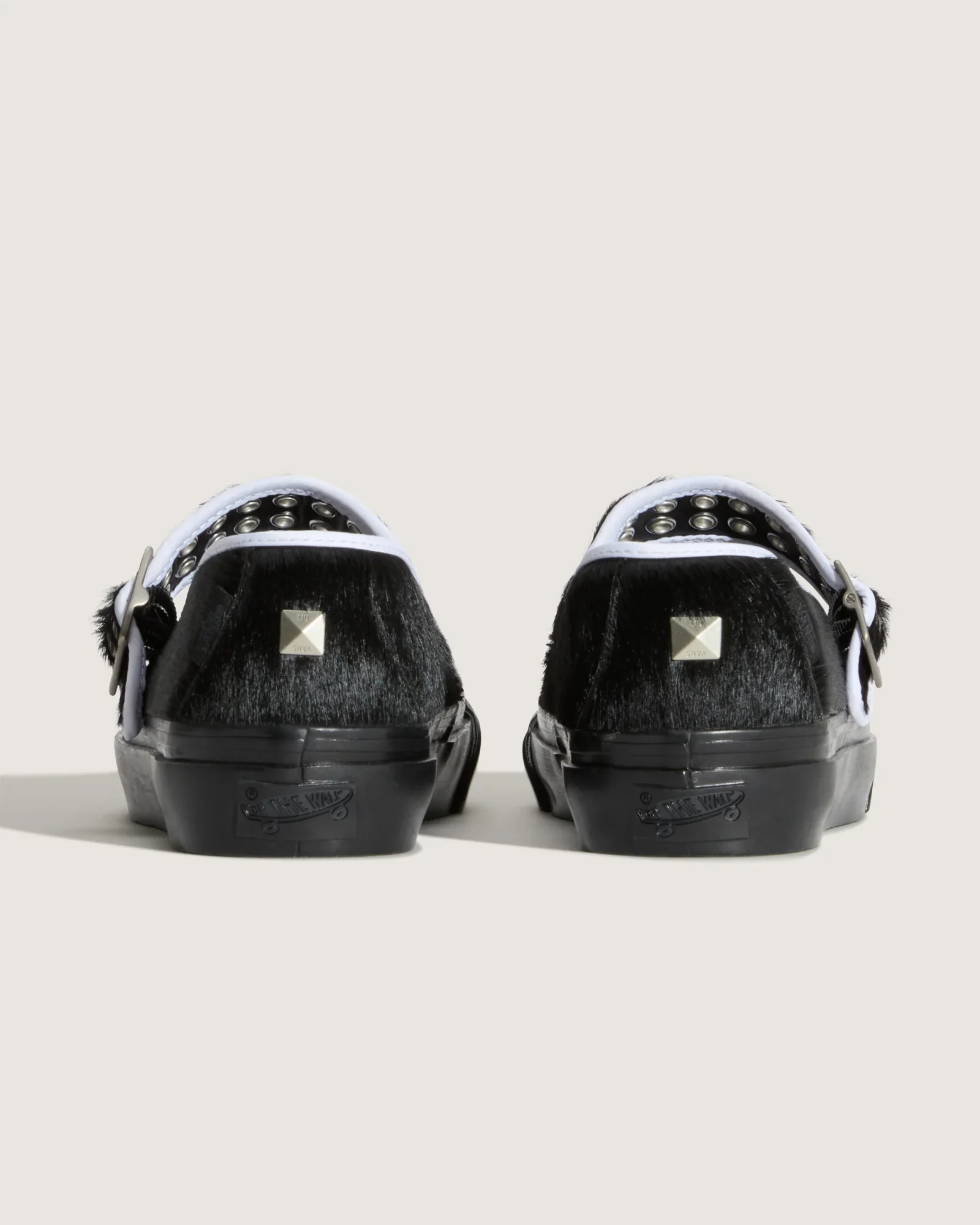 Vans x Life Is Unfair: Loving Is Living, Sneakerize.gr