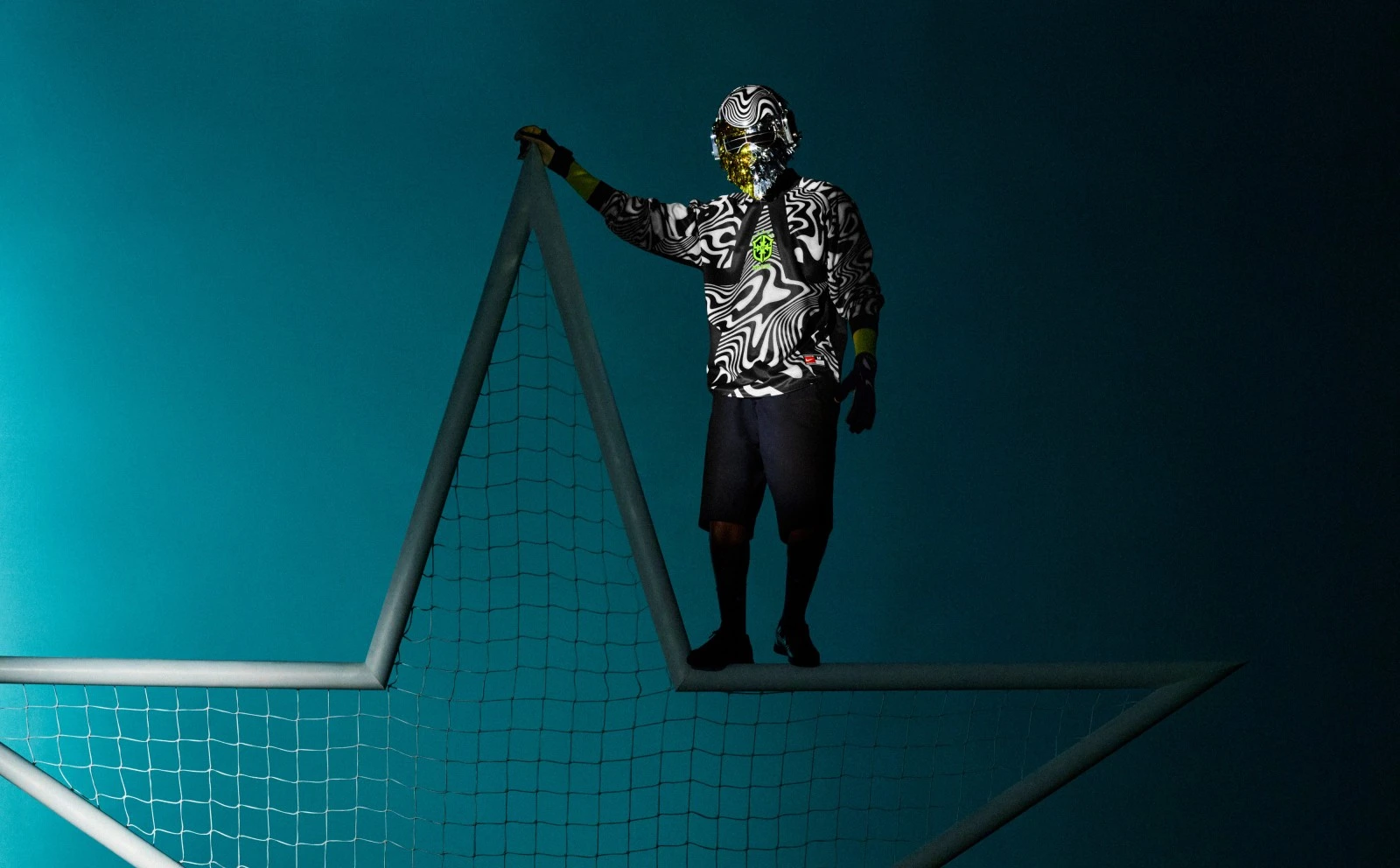 Nike Football Introduces Hollywood Keepers, Sneakerize.gr