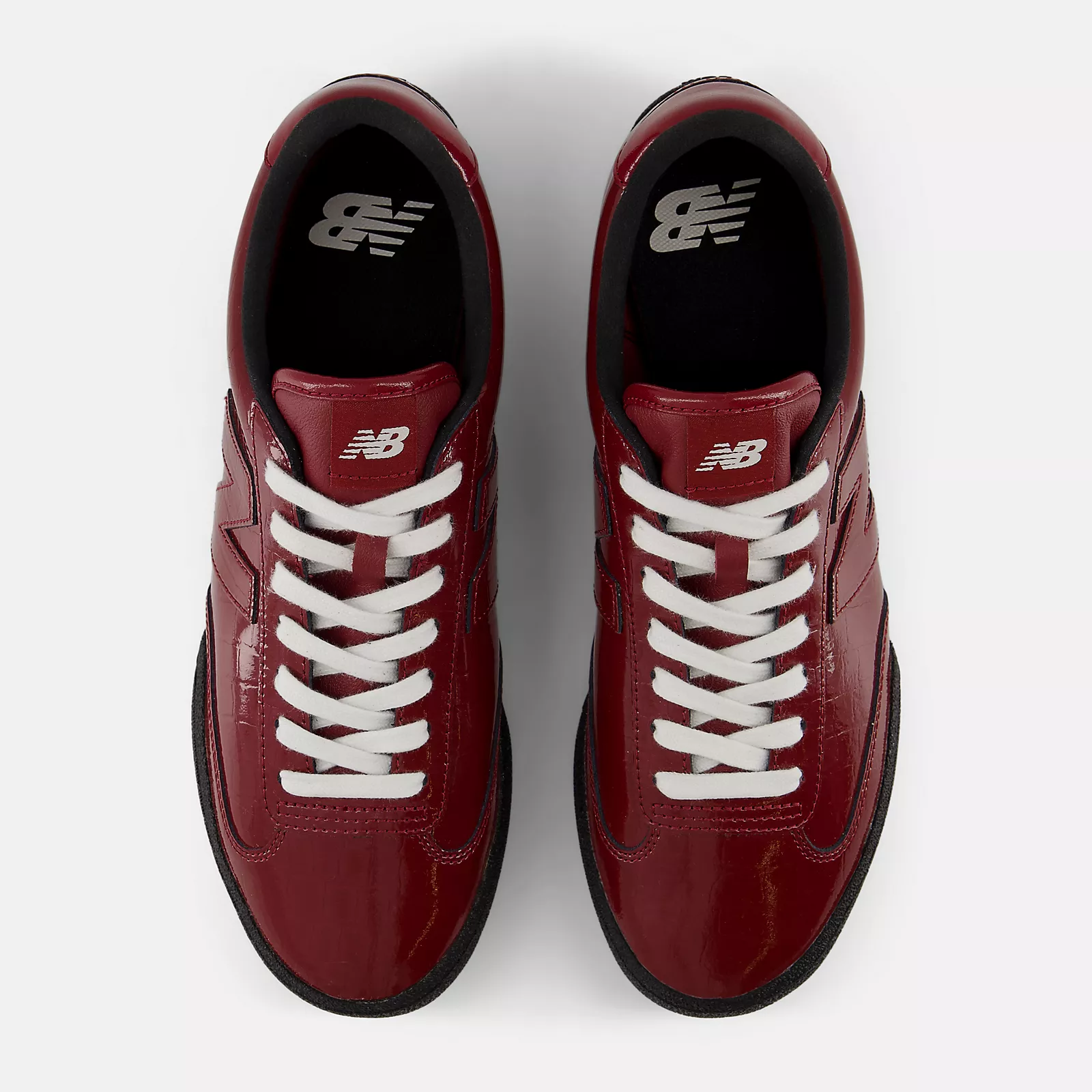 New Balance Gator Run: Bold Croc Print Revival, Sneakerize.gr