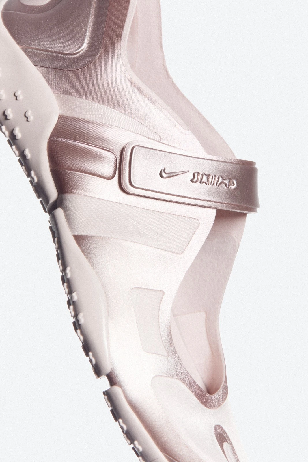 NikeSKIMS Spring 26 Collection, Sneakerize.gr