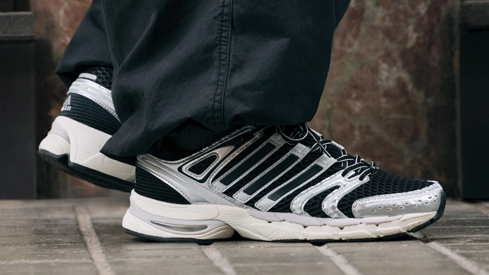 adidas ADISTAR CONTROL 5 Returns, Sneakerize.gr