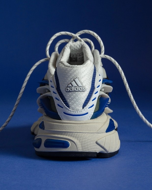 VIRGINIA Adistar Jellyfish by Pharrell Williams x adidas Originals, Sneakerize.gr