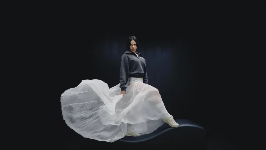 New Balance 204L Campaign with ROSALÍA Turns Heritage Romantic, Sneakerize.gr