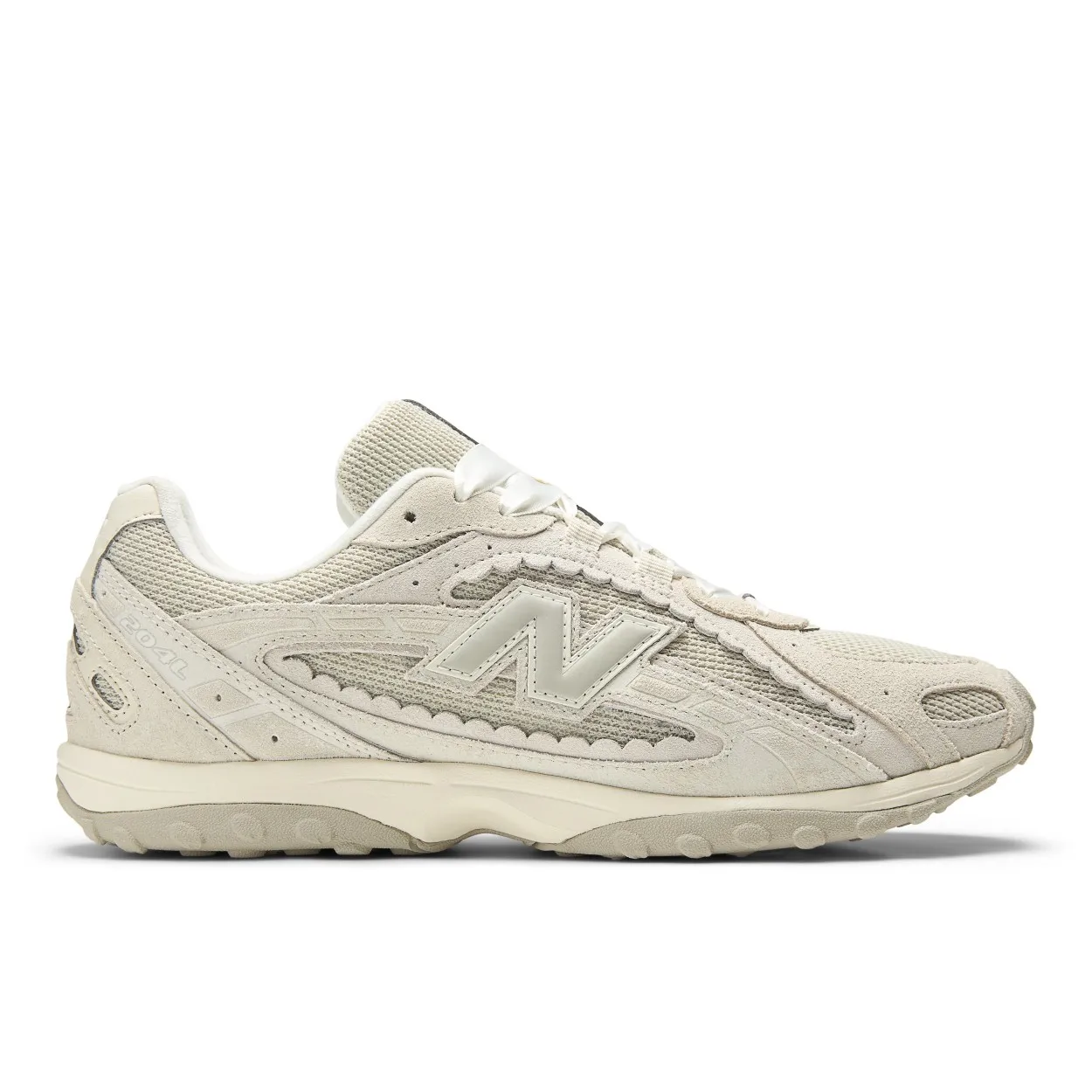 New Balance 204L Campaign with ROSALÍA Turns Heritage Romantic, Sneakerize.gr