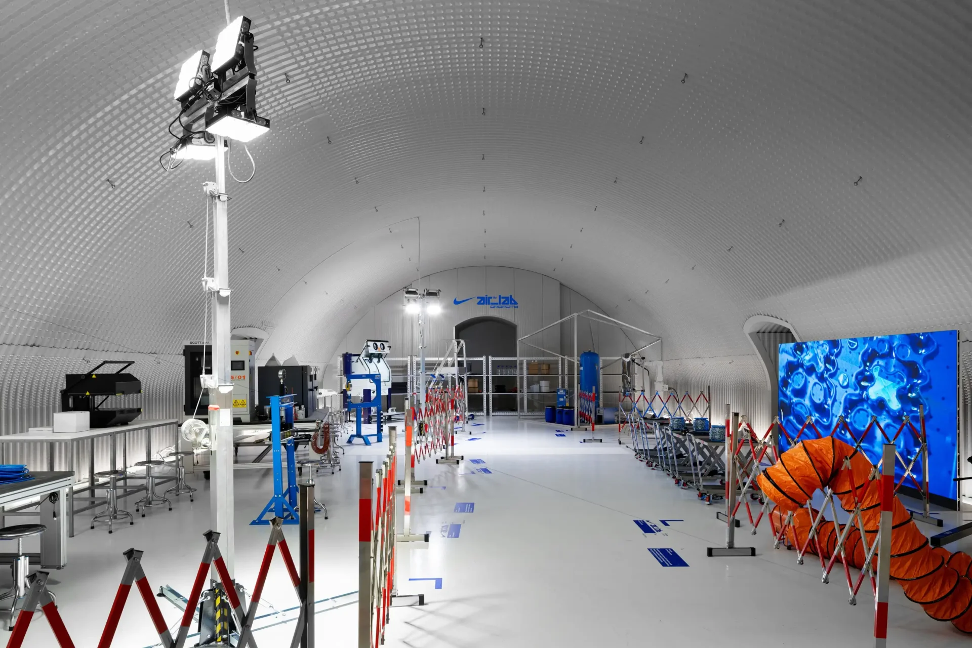 Nike Air Lab at Dropcity Milan: Inside the Innovation Space, Sneakerize.gr