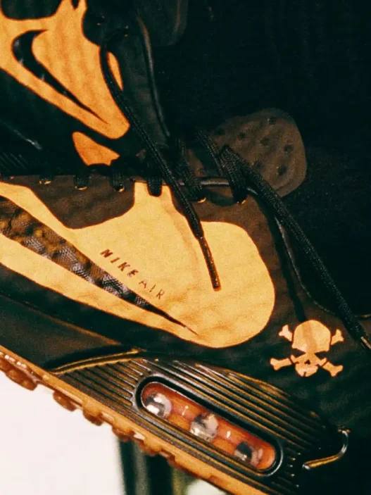 Nike’s Mad 90 Pack Recasts Football Icons into Air Max 90 Form, Sneakerize.gr