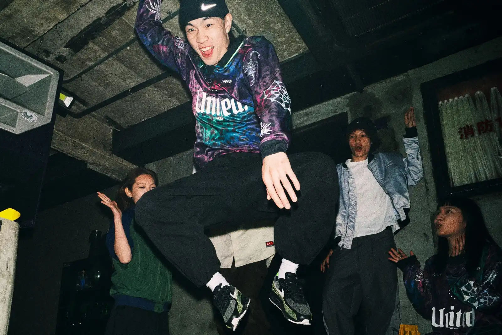 Nike’s Mad 90 Pack Recasts Football Icons into Air Max 90 Form, Sneakerize.gr