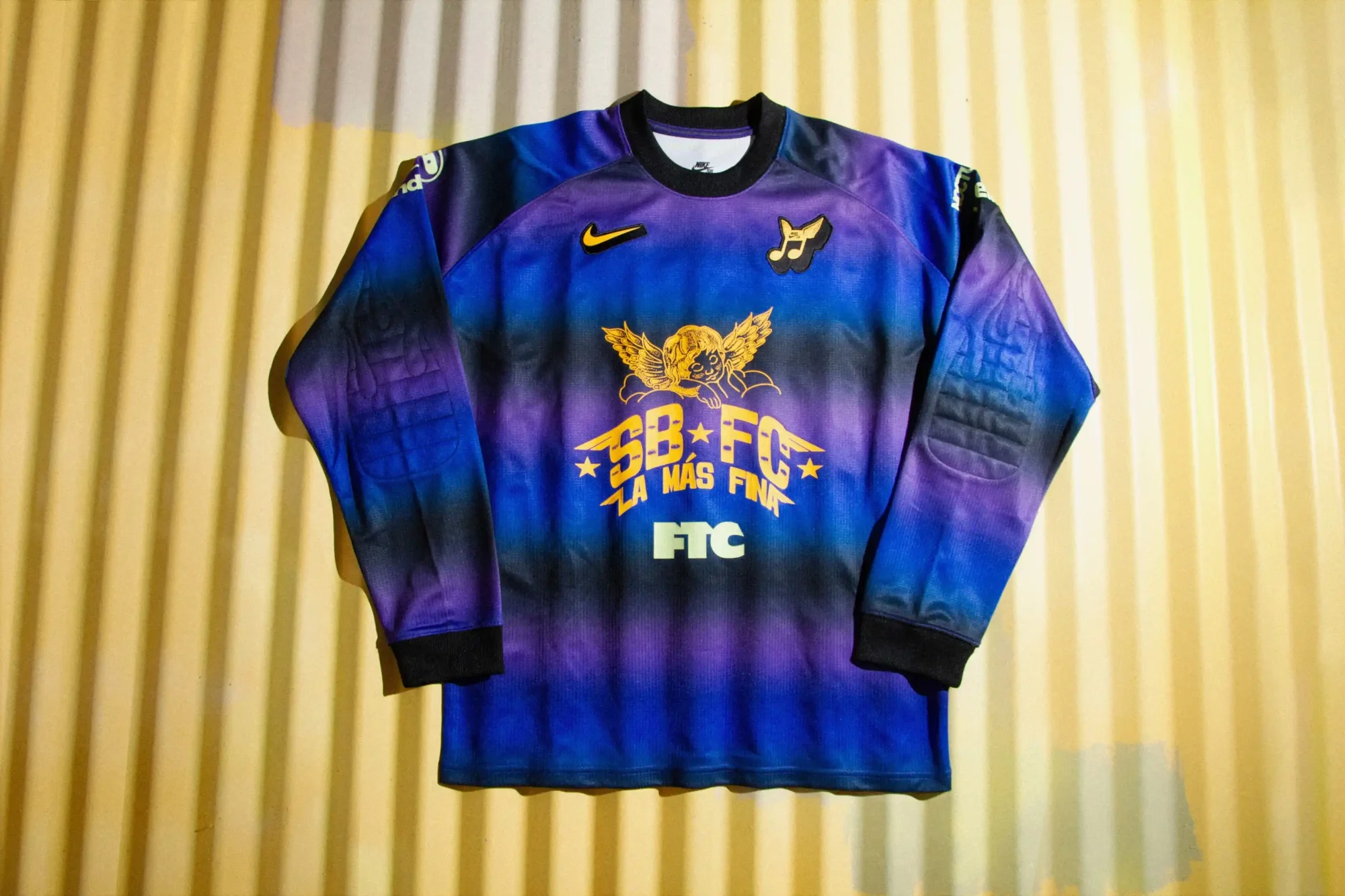 Nike SB FC Pack: Skate Meets Football Culture, Sneakerize.gr