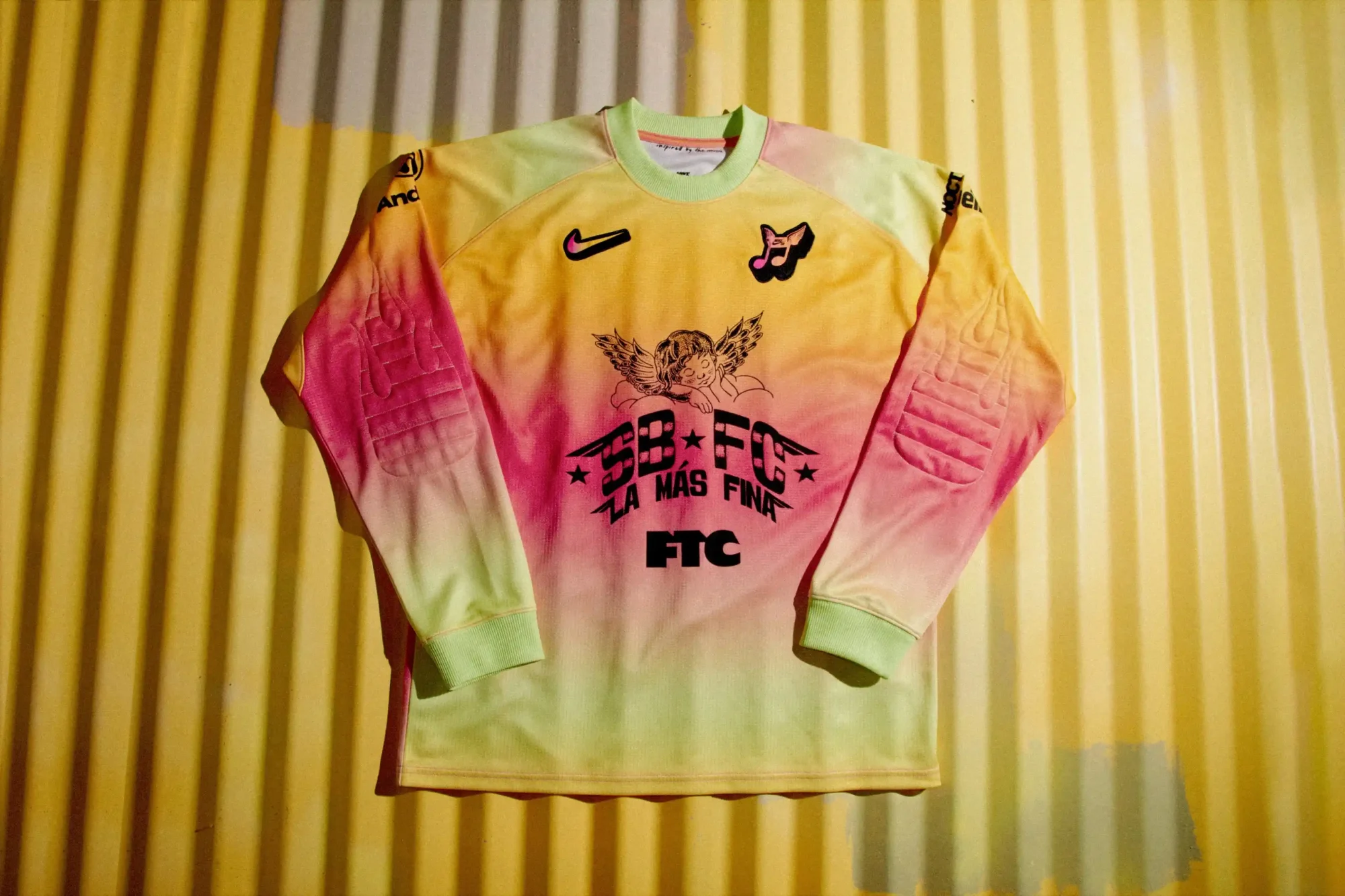 Nike SB FC Pack: Skate Meets Football Culture, Sneakerize.gr