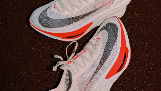 Nike Alphafly 4: Built for Marathon Speed, Sneakerize.gr